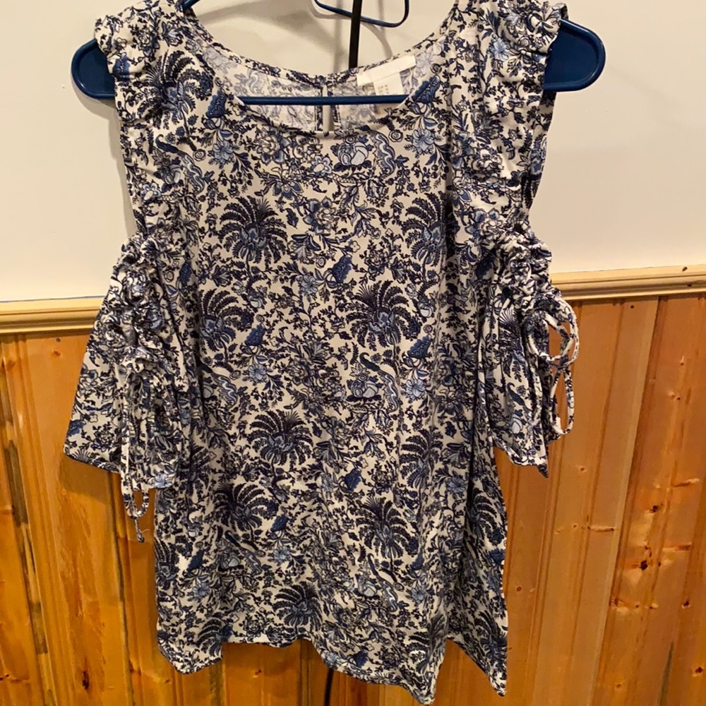 Women’s summer top